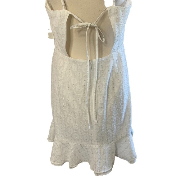 Bar III New With Tags White Flutter Sleeve Mini Dress Size Large - Picture 11 of 14
